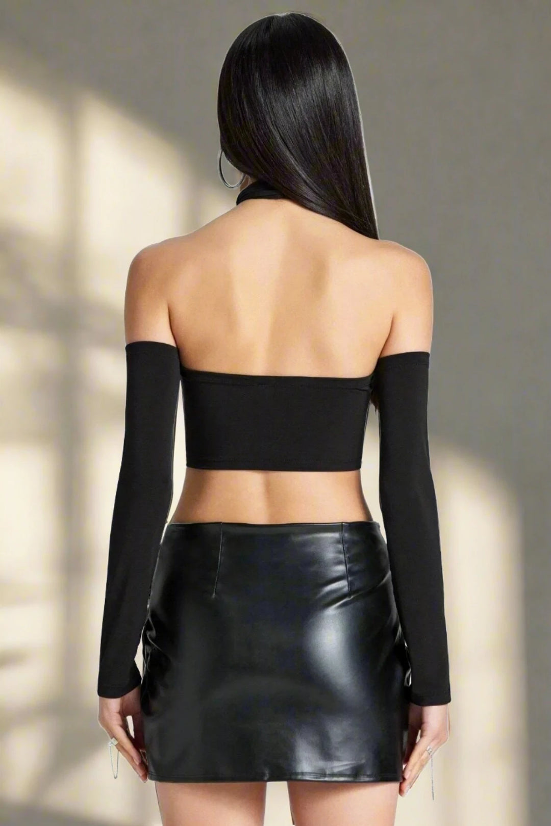 Black Off-the-Shoulder Blouse with Low-cut Breast