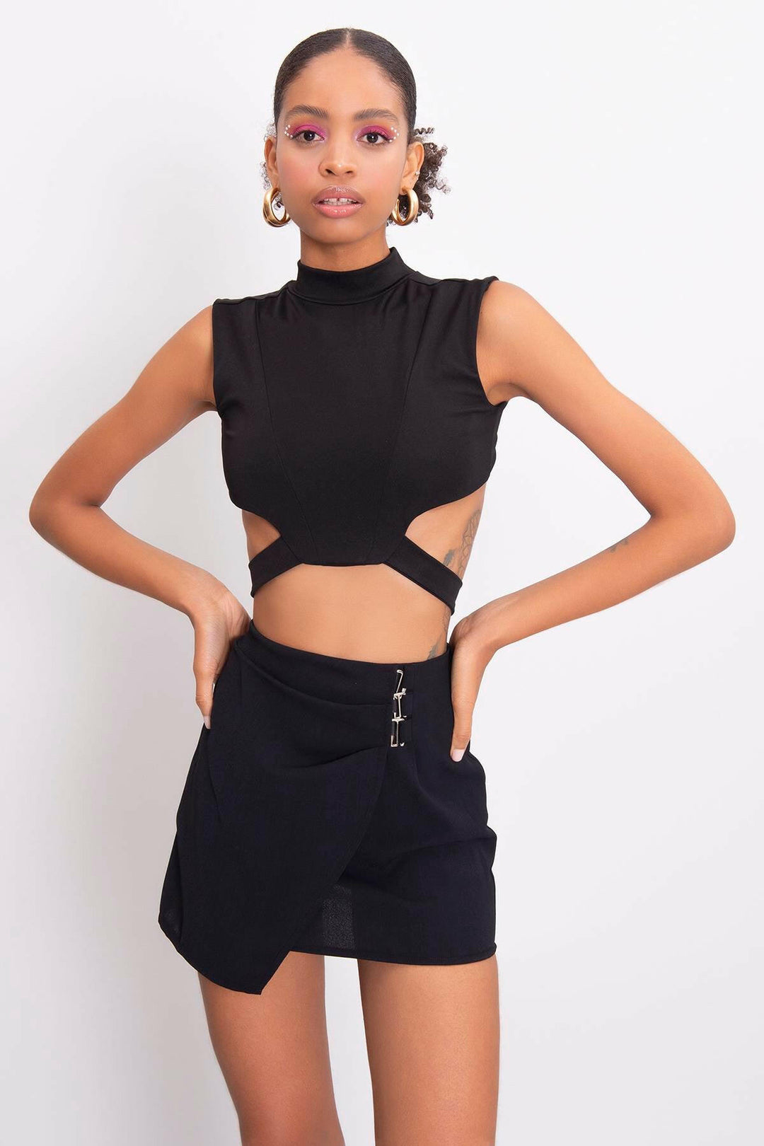 Black High Collar Low-Rise Body