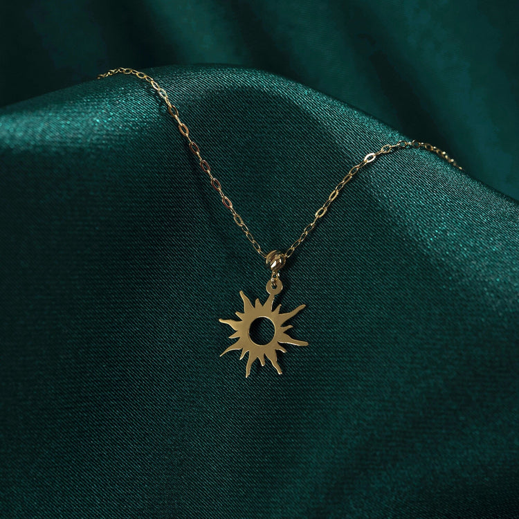 14 Carat Gold Sun Necklace - gnskol88