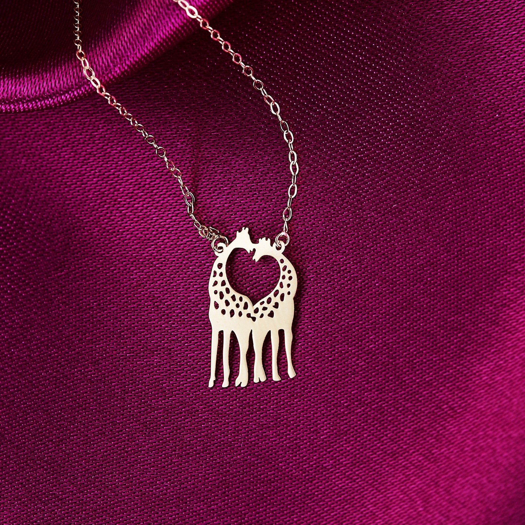 14 Carat Gold Giraffe Valentine Necklace - zrfkol105