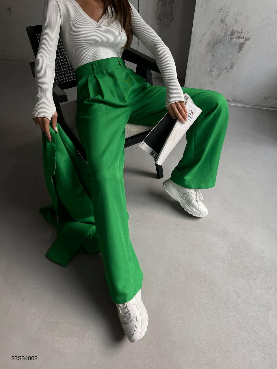 Green Pleated Waist Pants and Blazer Suit.