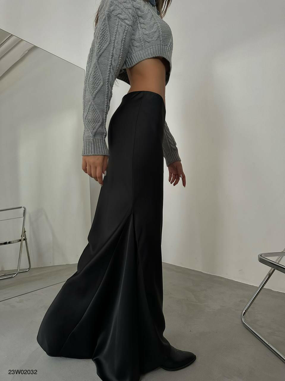 Maxi Length Satin Skirt Black - Noxlook.
